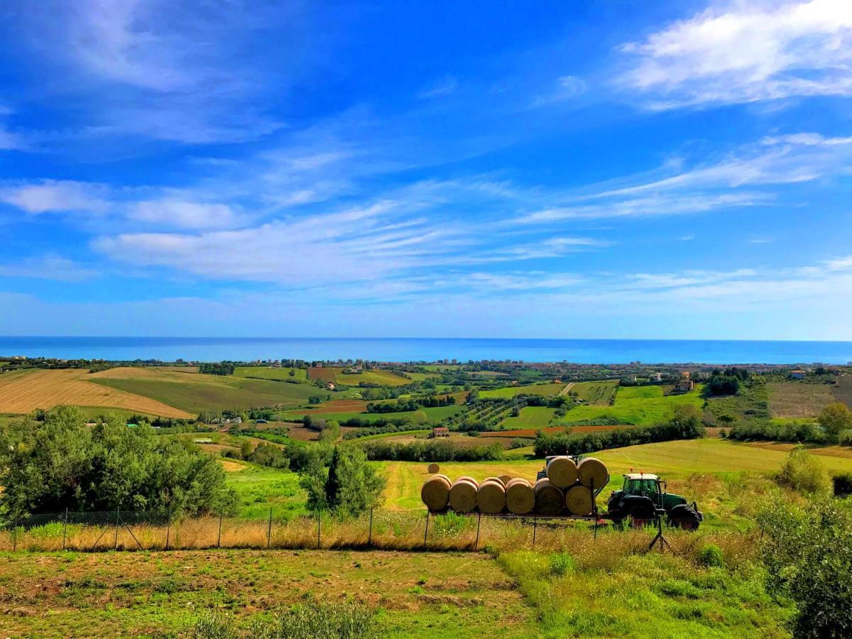 Live Your Dream San Costanzo Εξωτερικό φωτογραφία